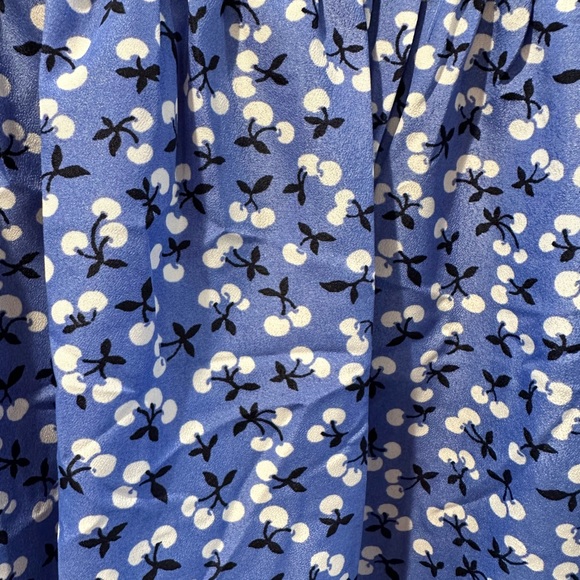 Long sleeve cherry print dress - Picture 4 of 4